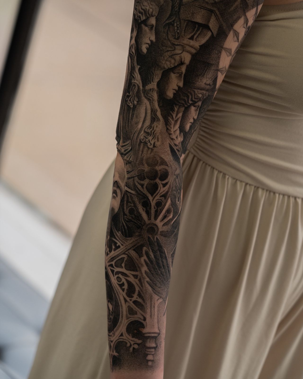 Завършена black and grey realism татуировка - ръкав